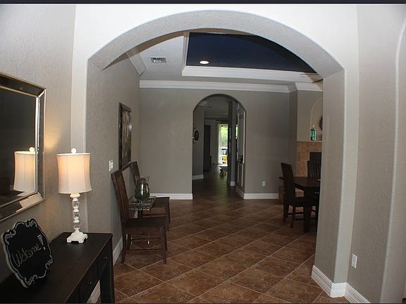 2nd image of 3894 Esplanade Ave