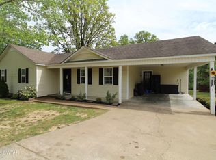 81 Monk Cir, Lexington, TN 38351