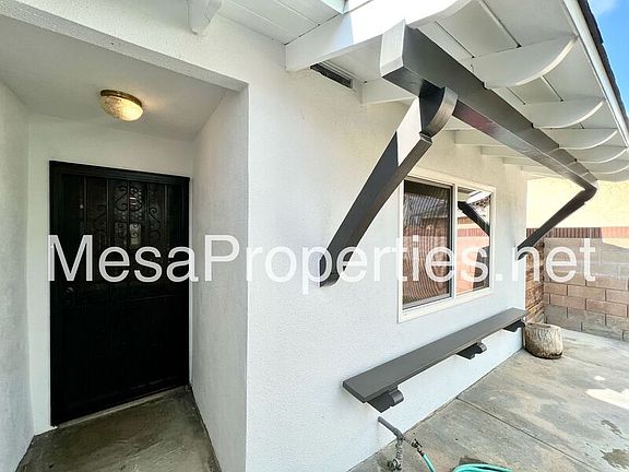 3rd image of 4117 Harlan Ave