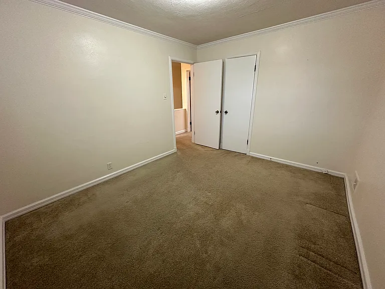 6350 N College Ave #3 — Photo 15