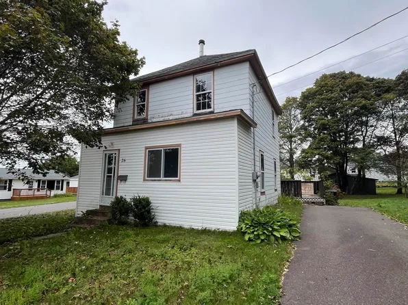 26 Fairview Ave, Amherst, NS B4H 2Y4