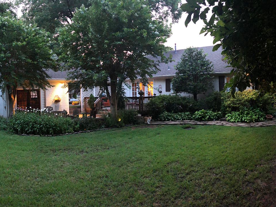 1st image of 4121 Long Leaf Dr