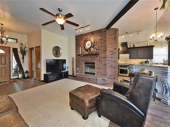 5th image of 3808 Skyward Cir