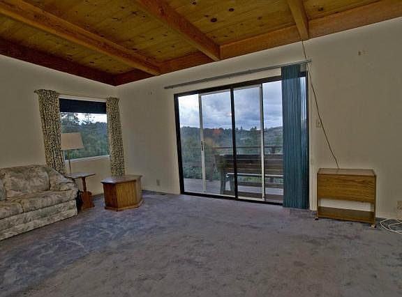 5th image of 302 Scenic Dr
