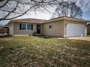 419 Lynn Dr, West Salem, WI 54669