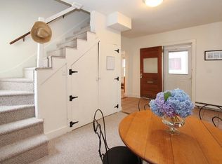 42 Lee Ave, Newport, RI 02840