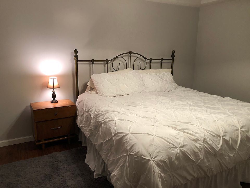 Bedroom in basement