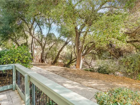 23643 Park Capri Unit 38, Calabasas, CA 91302