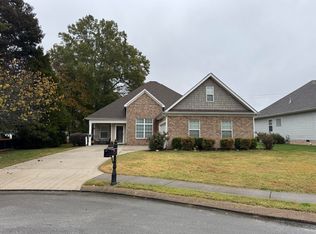 1727 Collieview Ln, Hixson, TN 37343