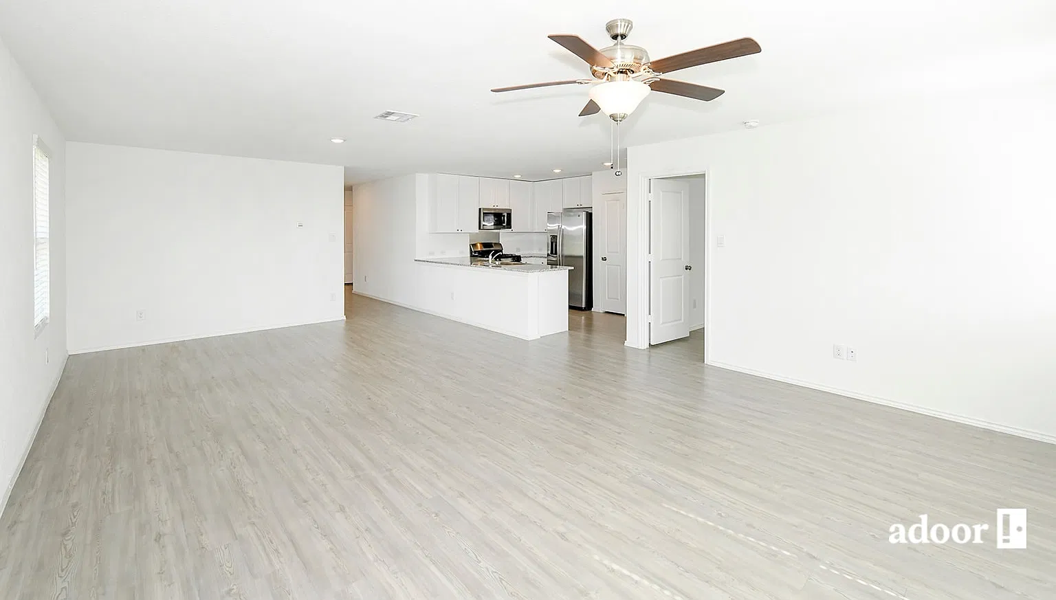 4 bed, 2.0 bath, 1667 sqft, $1,925 — Photo 4