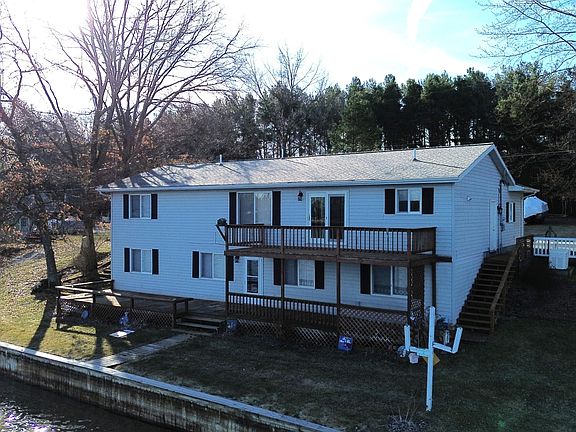 3rd image of 571 S Bass Lake Dr