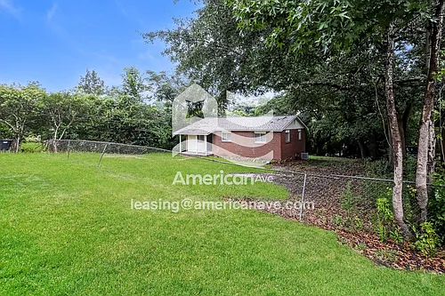 915 Farwell Dr Photo 1