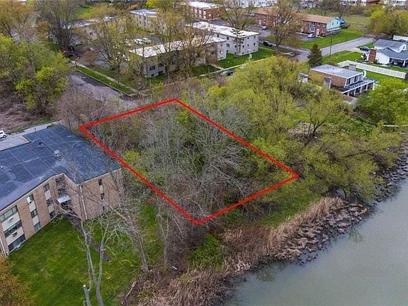 2nd image of 8217 Valle Dr