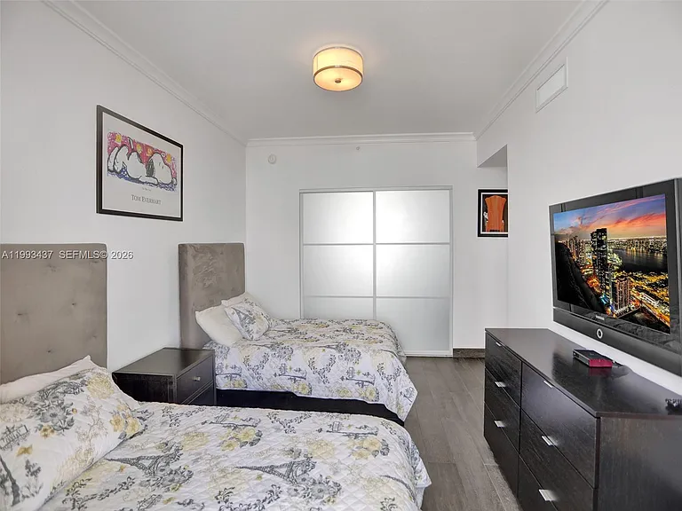 17875 Collins Ave #3005 — Photo 39