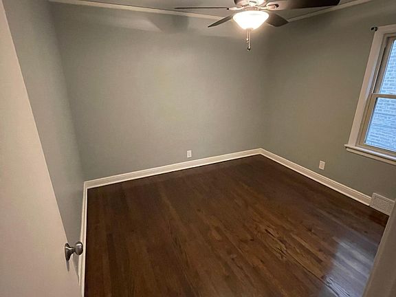 4th image of 7036 S Fairfield Ave #1