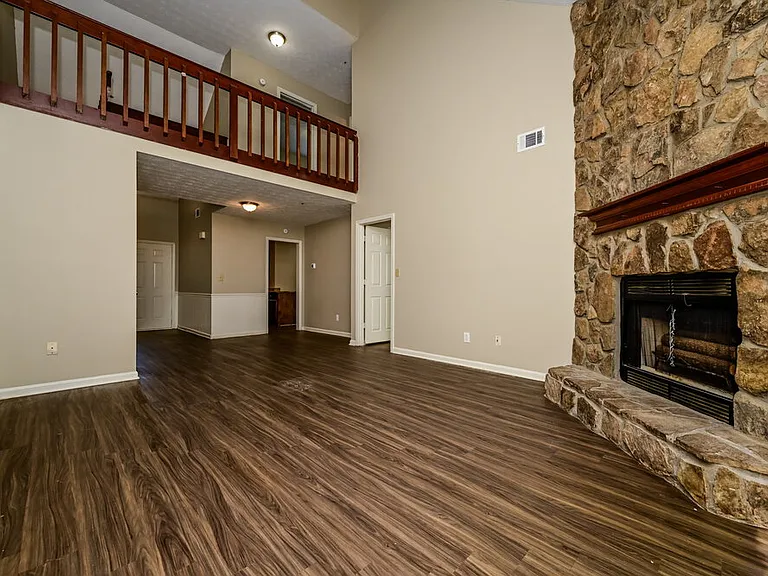 5796 Trent Walk Dr — Photo 5