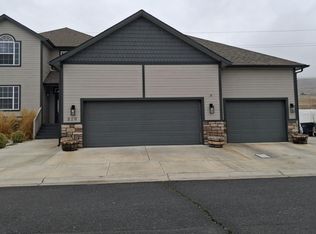 819 Trout Lake Ct, Yakima, WA 98901