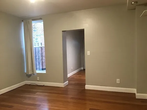 947 McAllister Ave, Columbus, OH 43205