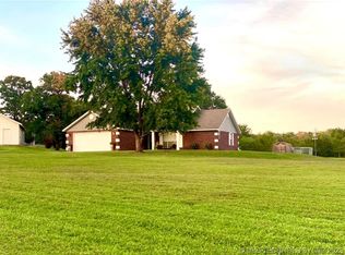 23765 White Rd, Fort Gibson, OK 74434