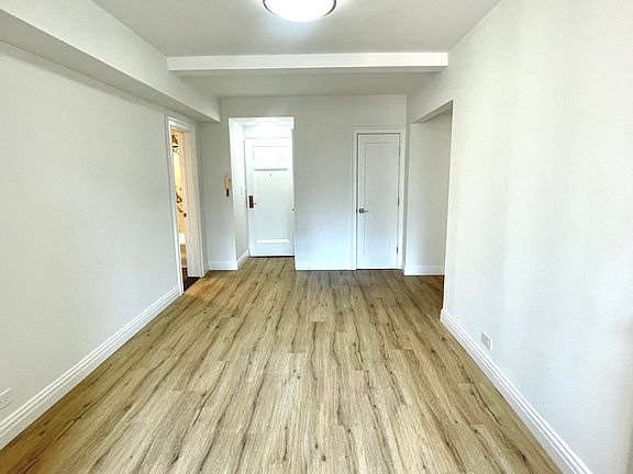 3rd image of 5 Tudor City Pl #1556