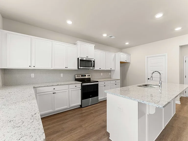 755 Lakehaven Ln — Photo 11
