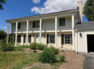 15200 Briaridge Ct, Elm Grove, WI 53122