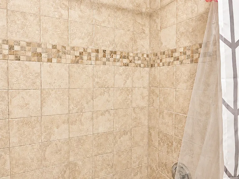 135 Walnut St #1 — Photo 15
