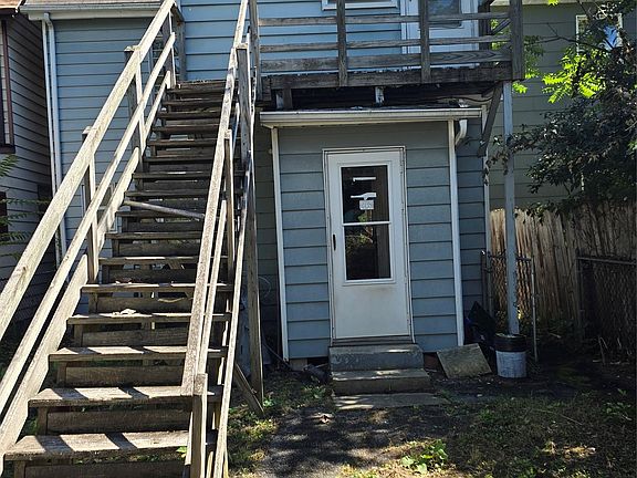 3rd image of 38 Valley Avenue