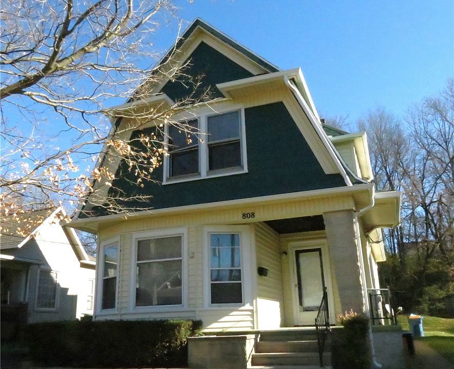 1st image of 808 N Main Ave