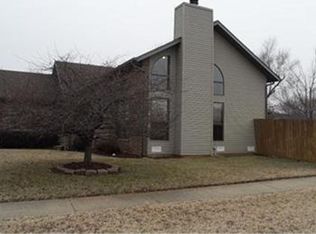 805 S Duke Ave, Springfield, MO 65802