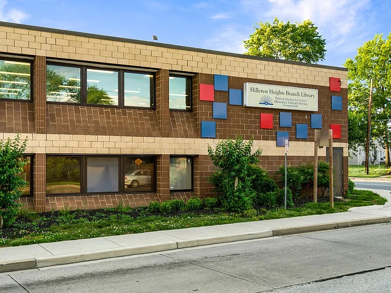 Iverson Towers & Anton House Apartments — Photo 12
