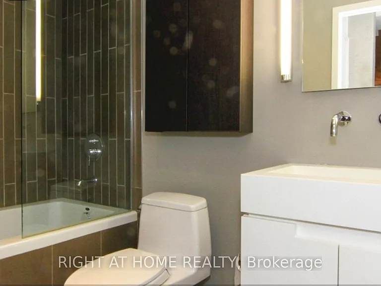25 Oxley St #412 — Photo 12
