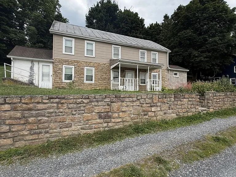 1846 Walnut Bottom Rd — Photo 1