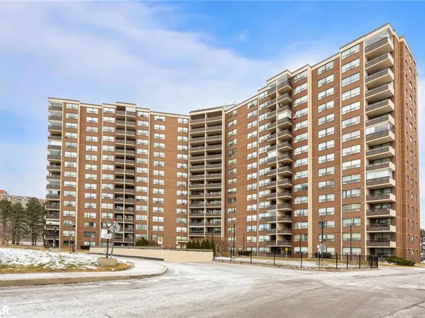 551 The West Mall #709, Etobicoke, ON M9C 1G7