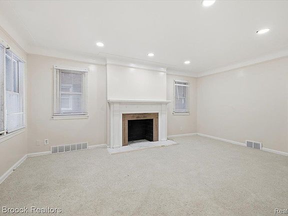 2nd image of 9722 Wayburn St