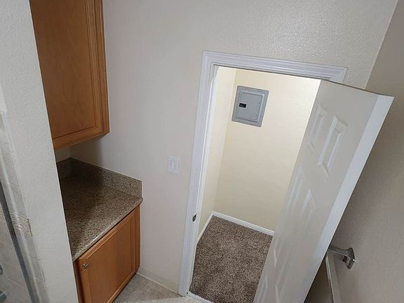5th image of 1013 W Verdugo Ave APT B
