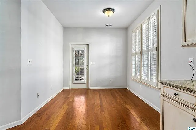 2335 Abbeyglen Cir — Photo 3