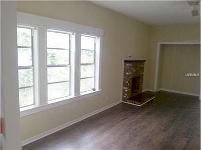 3rd image of 6915 N Highland Ave