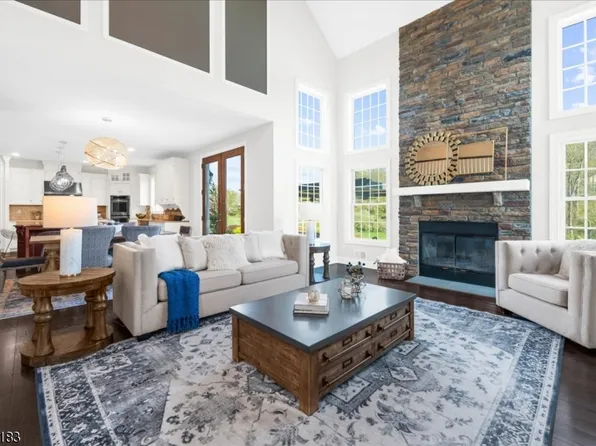 1 Paterson Rd, Readington Twp., NJ 08833