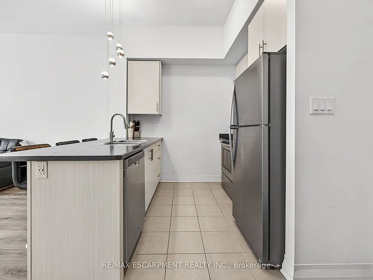 10 Concord Pl #516 — Photo 11