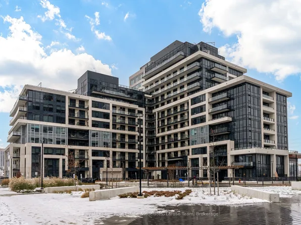 3200 William Coltson Ave #407, Oakville, ON L6H 7W6