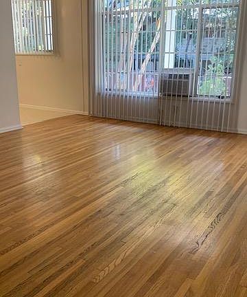 4th image of 1227 N Crescent Heights Blvd #104