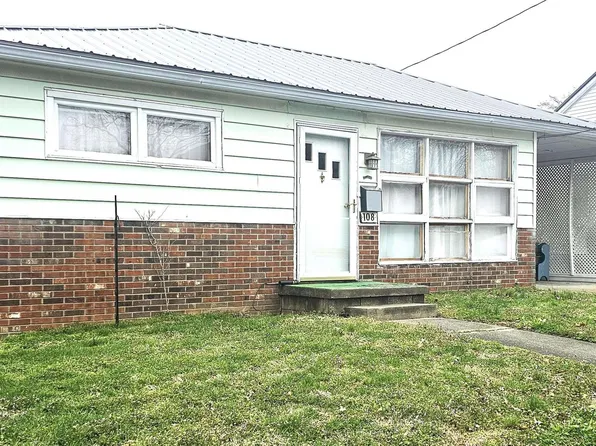 108 E Gum St, Boonville, IN 47601
