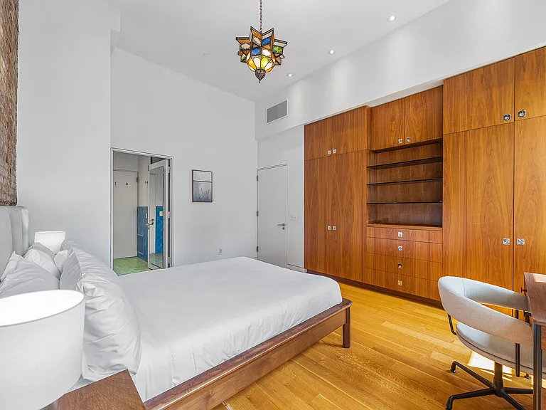 10 E 14th St #PENTHOUSE — Photo 31