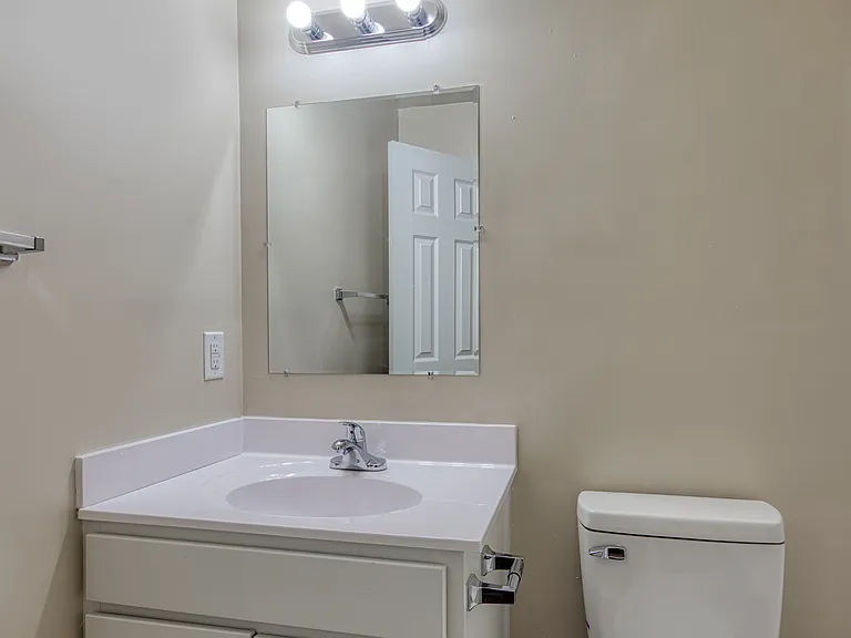 Summer Station Apartments Where Comfort Meets Coastal Living — Photo 163