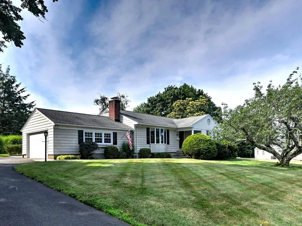 25 Thorburn Avenue, Trumbull, CT 06611