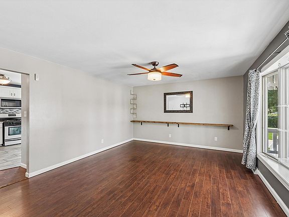 4th image of 1053 S Decatur St