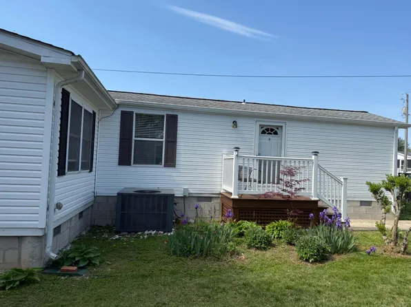 18017 Howard Dr, Rehoboth Beach, DE 19971