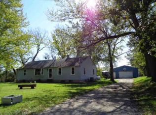 9739 Cabin Rd, Argenta, IL 62501