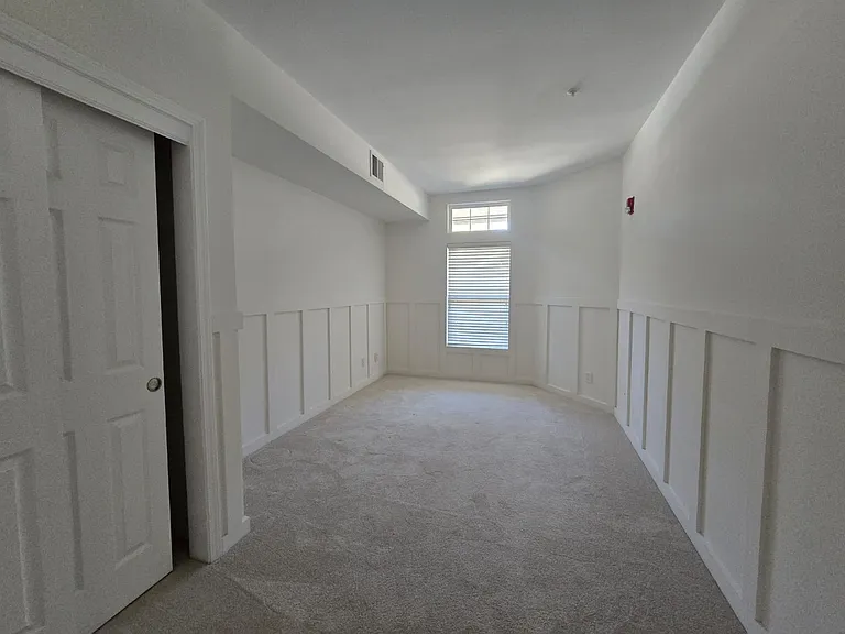 325 Swallowtail Ct — Photo 11